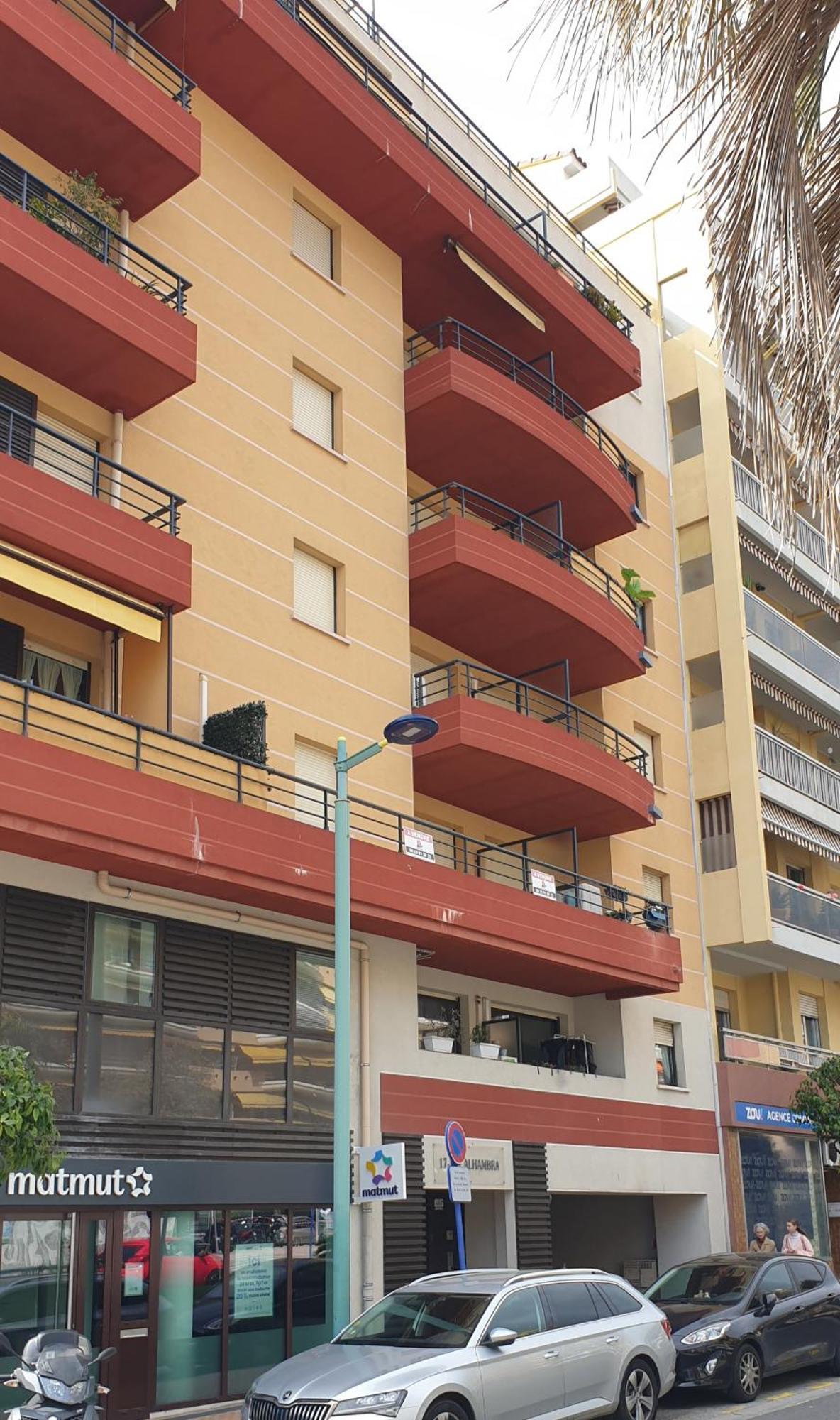 Appartement Cosy Au Centre Ville De Menton Eksteriør bilde
